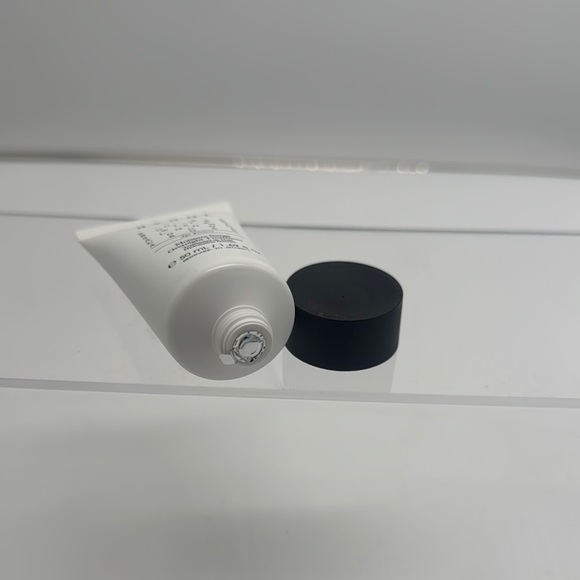 Avant Moisture Surge Overnight Treatment - Picture 2 of 4